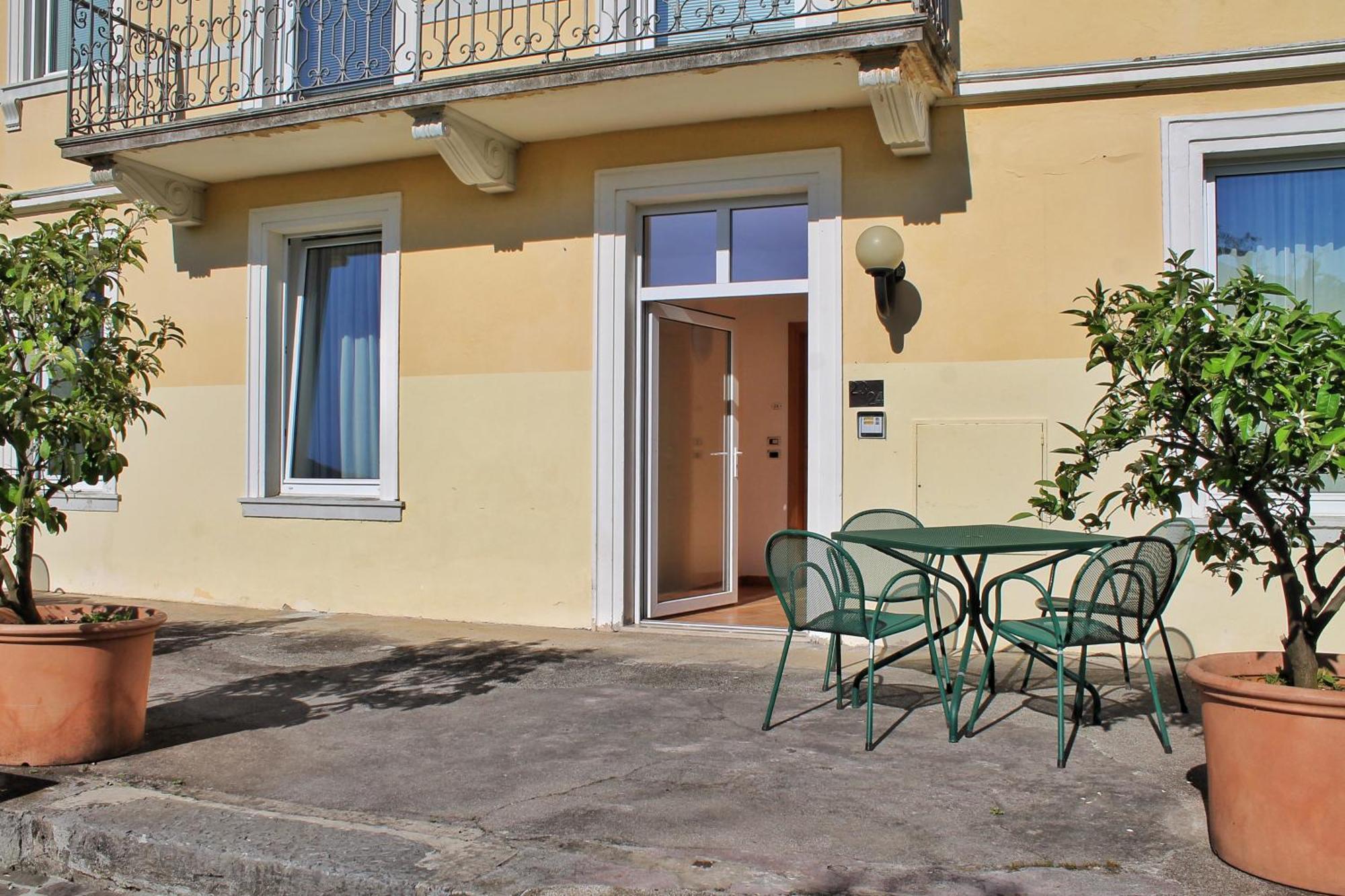 Aparthotel Englovacanze Riva del Garda Eksteriør billede